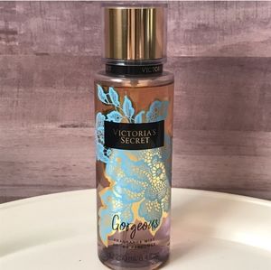 ISO!!!!! VICTORIA SECRET GORGEOUS MIST